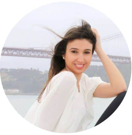 Dr. Ana Paz